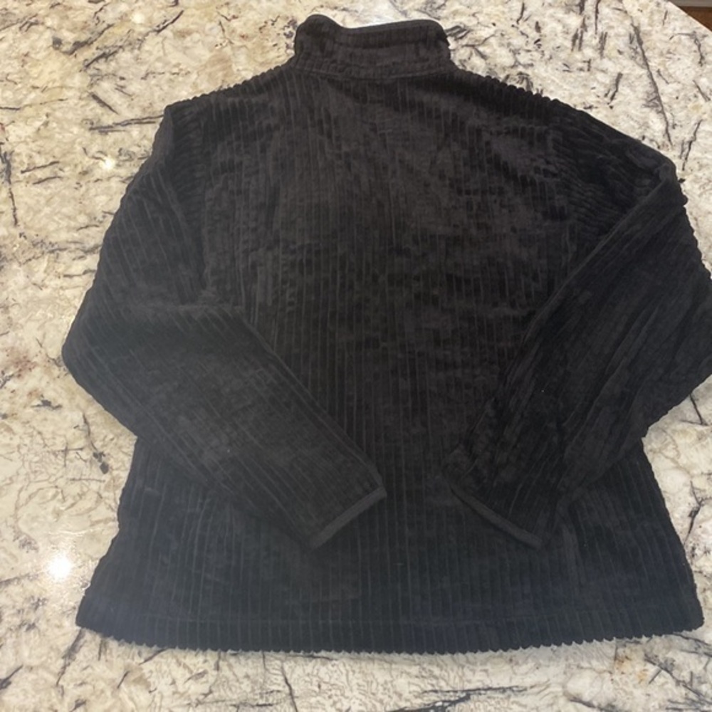 Women’s Woolrich Kinsdale Corduroy Ribbed Jacket in Black. Women’s size M Petite - Picture 4 of 5